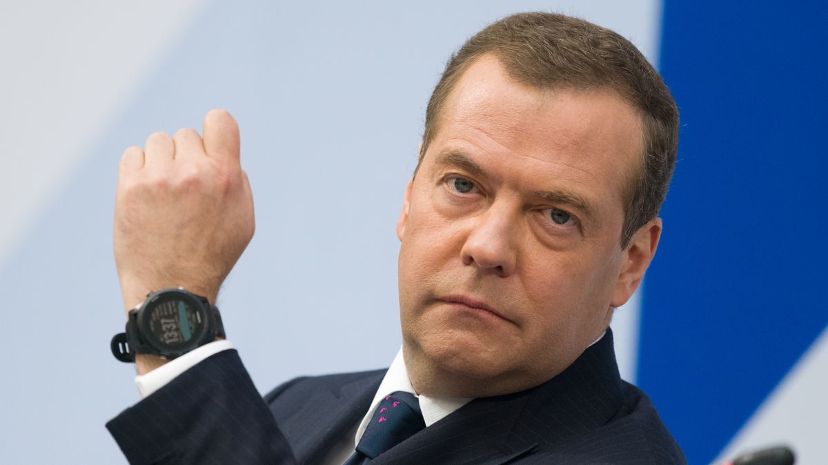 „Celá Ukrajina bude hořet.“ Medveděv zuří kvůli novým střelám pro Kyjev